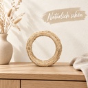 Strohkranz natur, beige, Ø 20 cm, H 3 cm – dekoriert im Wohnraum