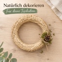 Strohkranz natur, beige, Ø 30 cm, H 5.5 cm – im Einsatz