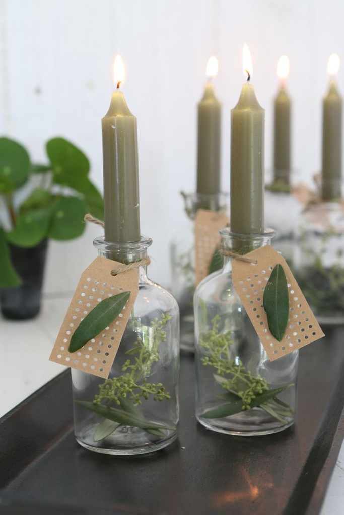 5826-Dinner-Kerzen-rustikal--Set-mit-7-Stk--Hoehe-11cm--in-vielen-Farben-erhaeltlich--Brenndauer-4-Std---Spitzkerze---Pencil-Candle---Stabkerze----Taper-candle---Vintage-Kerzen_4.jpg